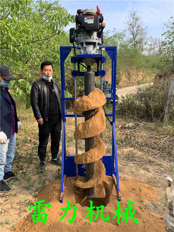 1604481830484971.jpg 樁孔掏土機(jī).jpg