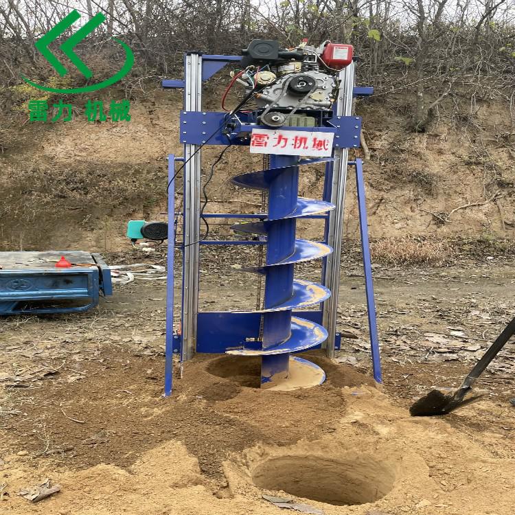 挖坑機(jī)一種螺旋式掏洞鉆孔使用寶典 挖坑機(jī)一種螺旋式掏洞鉆孔使用寶典