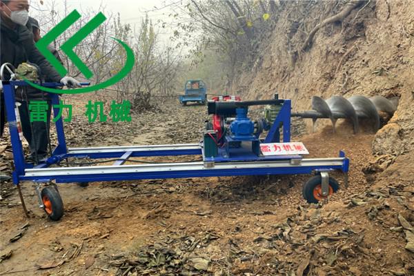 平打眼橫向鉆孔機(jī).jpg 平打眼橫向鉆孔機(jī).jpg