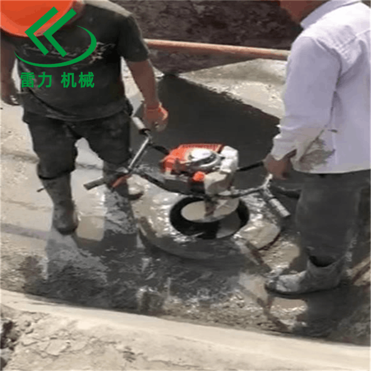 大螺旋鉆孔自動打樁機 大螺旋鉆孔自動打樁機